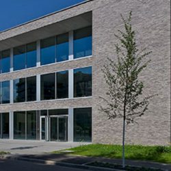 Referenz VB BW, UBA-FR Laborgebäude Gebäude Wiese